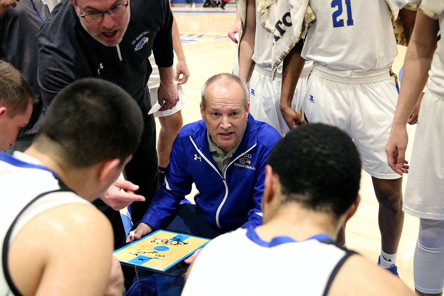 Basketball Coach Todd Dixon.png