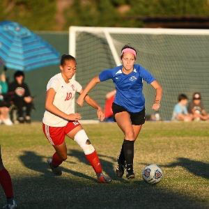 Ashley Roskelly (right) named National Player of the Year for Junior College Women - Division 3